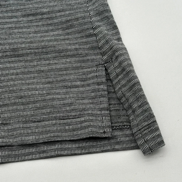 Athletic Works Knit Tank Top Women's XL 16-18 Gray Black Striped Sleeveless - Picture 2 of 8